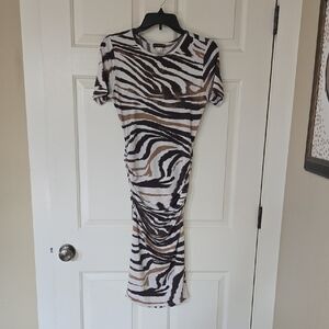 VENUS Black and White Ruched Bodycon Midi Dress